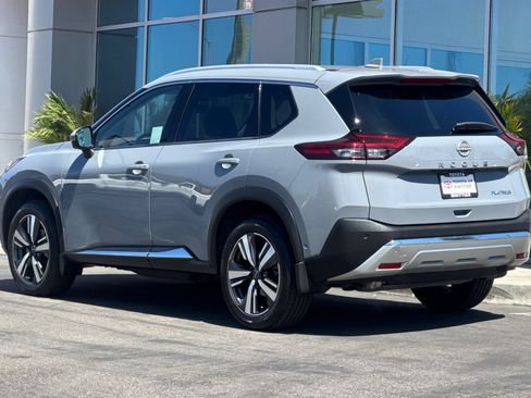 Used 2023 Nissan Rogue Platinum w/ Platinum Premium Package FWD image 7