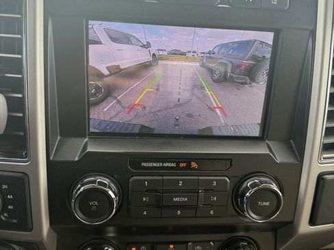 Used 2020 Ford F150 Lariat image 7