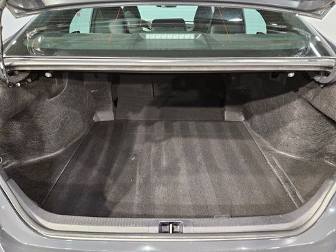 Used 2025 Toyota Camry SE FWD image 18