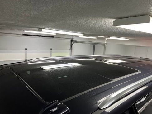 Certified 2023 Cadillac Escalade ESV Premium Luxury image 13