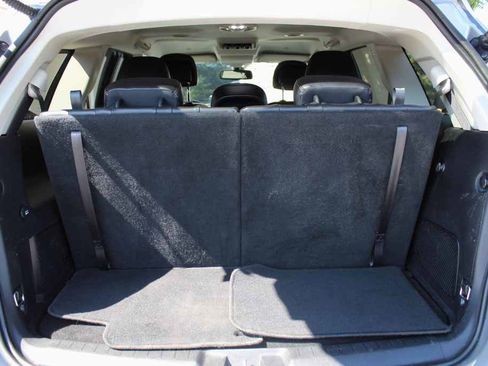 Used 2019 Dodge Journey GT image 9