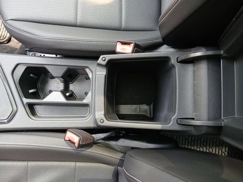 Used 2021 Volkswagen Tiguan S FWD image 43