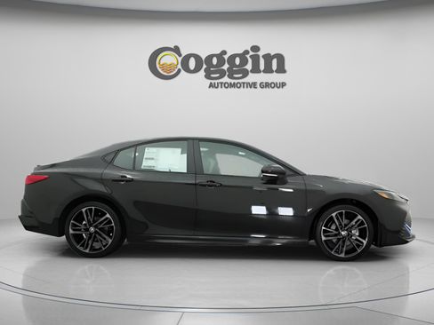New 2026 Toyota Camry XSE FWD image 22