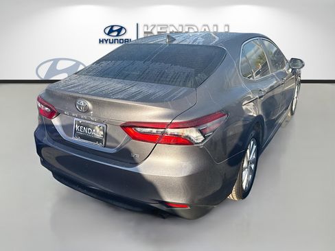 Used 2023 Toyota Camry LE image 6