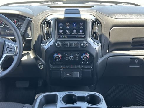 Certified 2022 Chevrolet Silverado 1500 RST w/ Z71 Off-Road Package AWD/4WD image 17