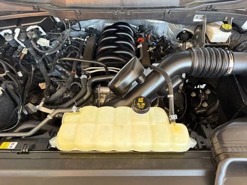 Used 2024 Ford F150 XLT w/ XLT Black Appearance Package image 32