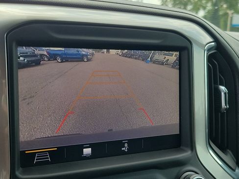 Used 2019 Chevrolet Silverado 1500 RST AWD/4WD image 22