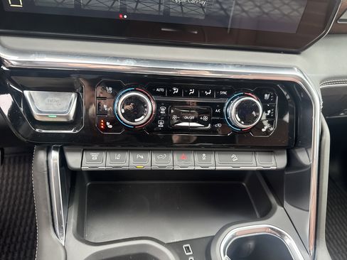 New 2026 GMC Sierra 2500 Denali Ultimate AWD/4WD image 25