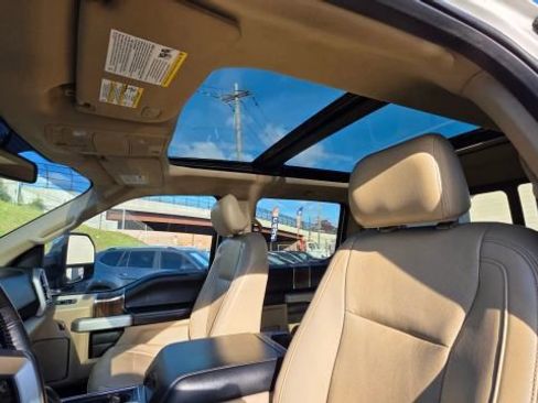 Used 2016 Ford F150 Lariat AWD/4WD image 46