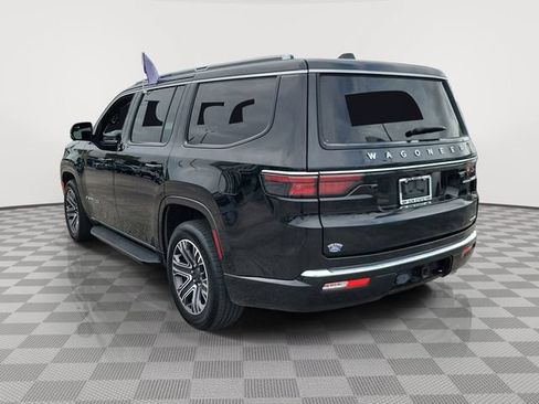 Used 2024 Jeep Wagoneer Series II w/ Flexible Seating Group RWD image 4