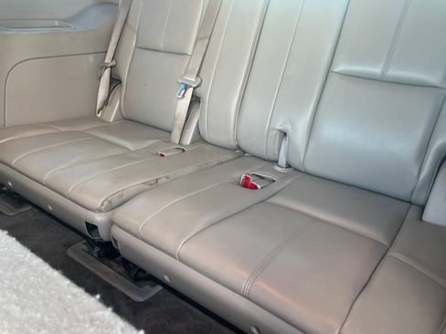 Used 2013 Chevrolet Tahoe LT w/ Luxury Package image 13