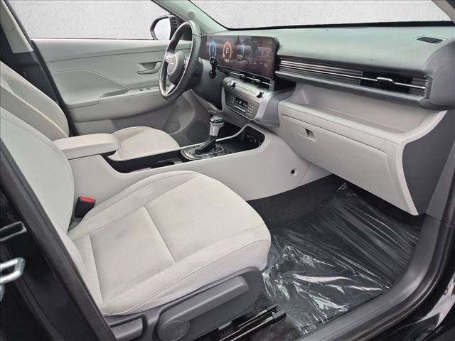 Used 2025 Hyundai Kona SEL AWD/4WD image 21
