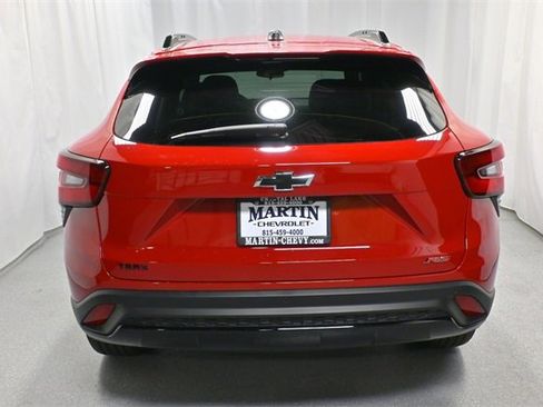 New 2026 Chevrolet Trax RS w/ Driver Confidence Package image 4