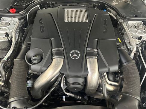 Used 2017 Mercedes-Benz SL 550 image 24