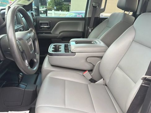 Used 2019 GMC Sierra 2500 4x4 Double Cab w/ Sierra Convenience Package image 15