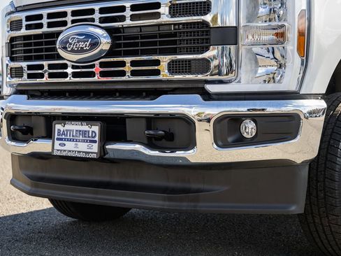 Used 2024 Ford F250 XL w/ Snow Plow Prep Package image 13