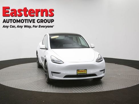 Used 2021 Tesla Model Y Long Range AWD/4WD image 46