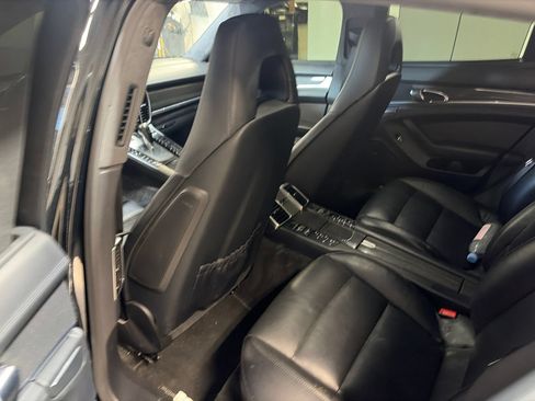 Used 2014 Porsche Panamera AWD/4WD image 8
