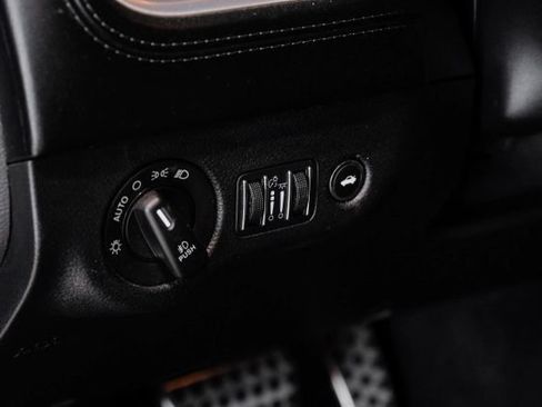 Used 2019 Dodge Charger R/T w/ Plus Group RWD image 34