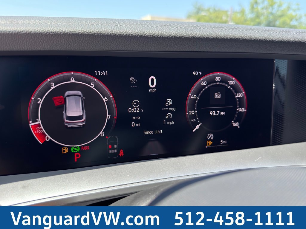 New 2026 Volkswagen Tiguan SE FWD image 19