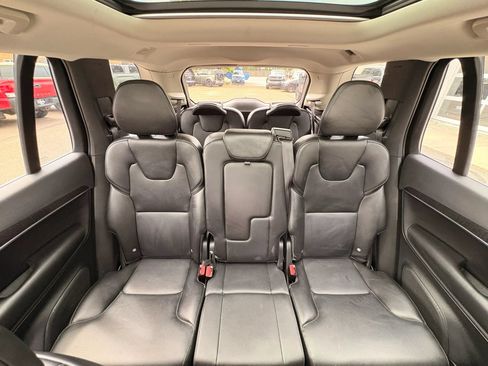 Used 2020 Volvo XC90 T5 Momentum w/ Protection Package Premier AWD/4WD image 20