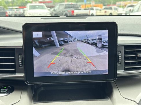 Used 2021 Ford Explorer XLT w/ Equipment Group 202A RWD image 25