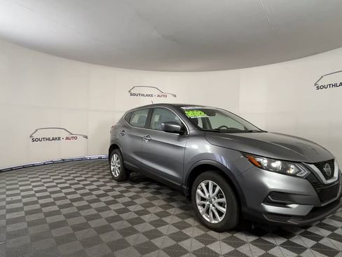 Used 2022 Nissan Rogue Sport S AWD/4WD image 2