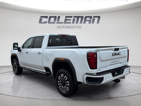 New 2026 GMC Sierra 3500 Denali Ultimate AWD/4WD image 3