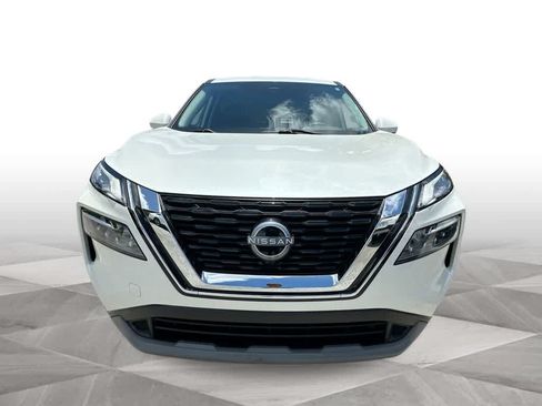 Used 2023 Nissan Rogue SV FWD image 3