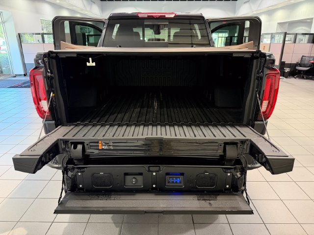 Used 2026 GMC Sierra 1500 Denali w/ Denali Reserve Package AWD/4WD image 11