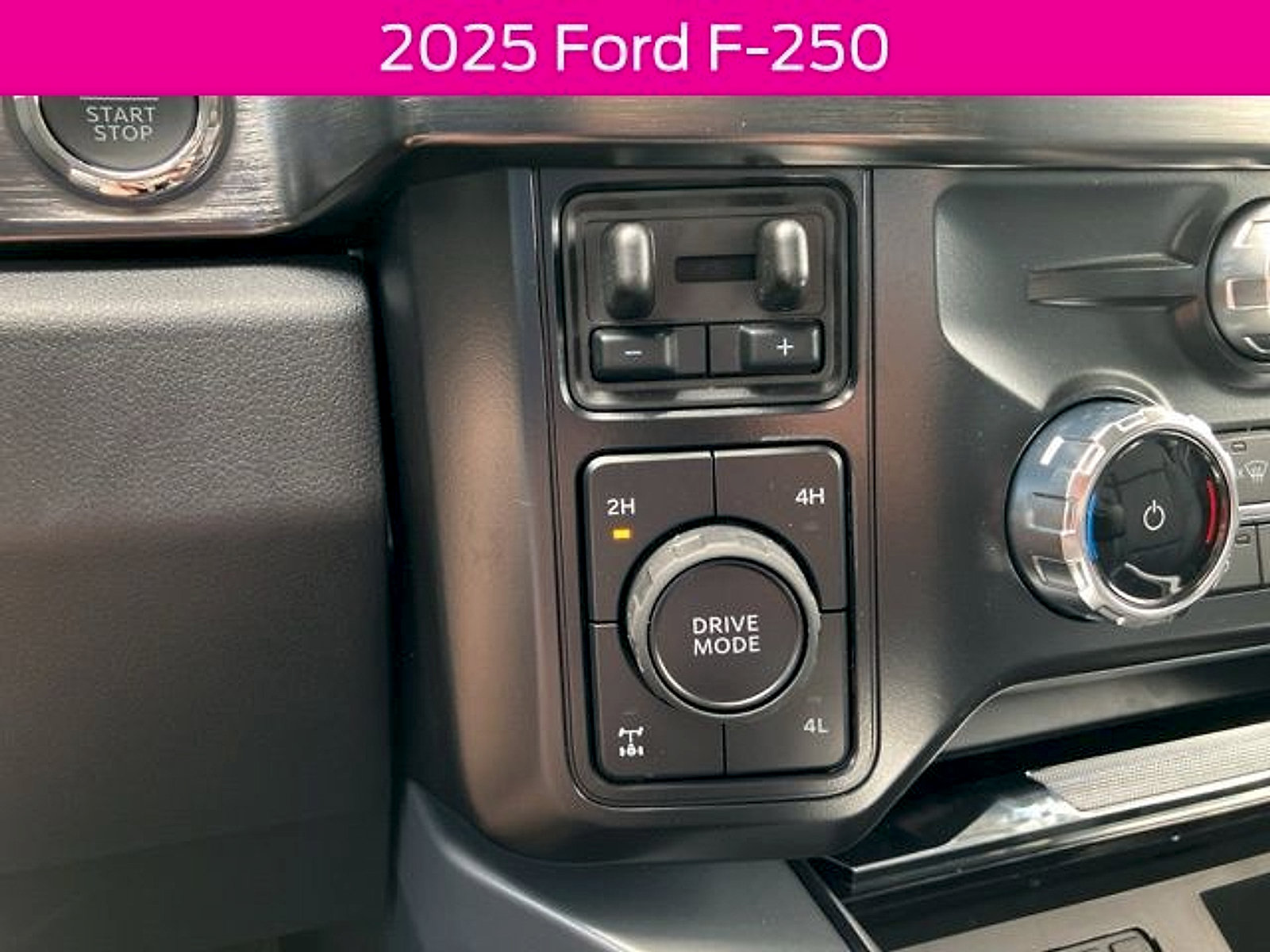 New 2025 Ford F250 Lariat w/ Lariat Ultimate Package AWD/4WD image 30