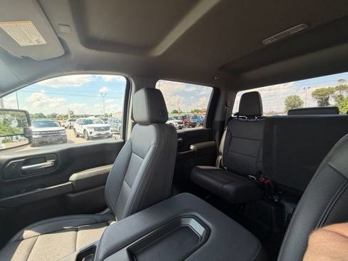 Used 2025 Chevrolet Silverado 3500 W/T AWD/4WD image 30