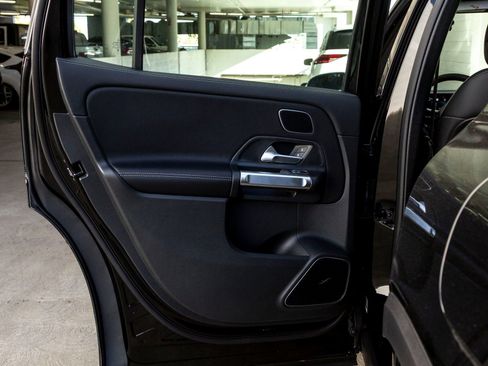 New 2026 Mercedes-Benz GLB 35 AMG 4MATIC image 18