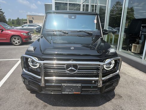 Used 2023 Mercedes-Benz G 550 image 3
