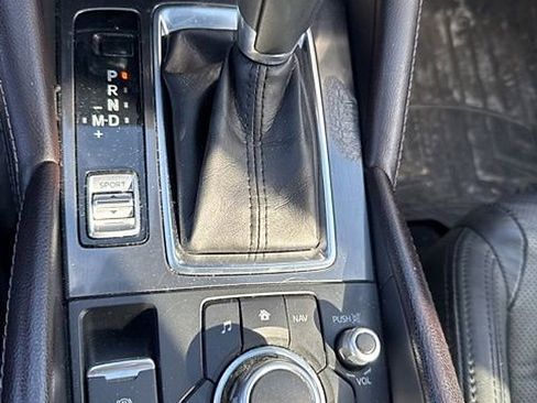 Used 2017 MAZDA MAZDA6 Grand Touring image 3