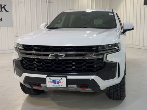 Used 2021 Chevrolet Tahoe Z71 w/ Z71 Signature Package image 4