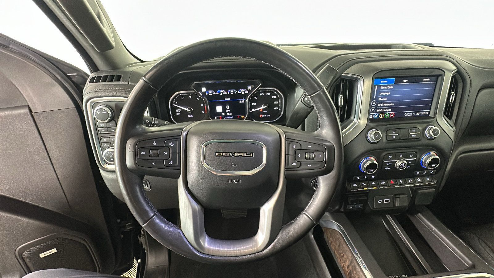 Used 2021 GMC Sierra 1500 Denali w/ Denali Ultimate Package AWD/4WD image 18