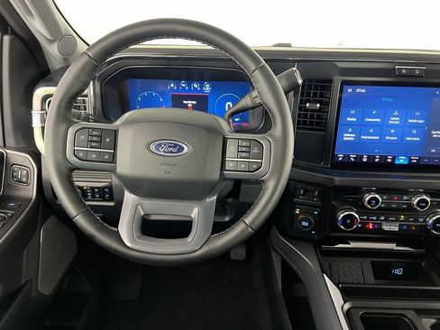 Used 2025 Ford F450 Lariat w/ FX4 Off-Road Package image 14