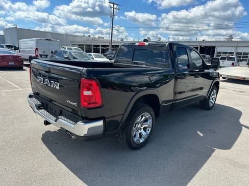 Used 2025 RAM 1500 Big Horn AWD/4WD image 22