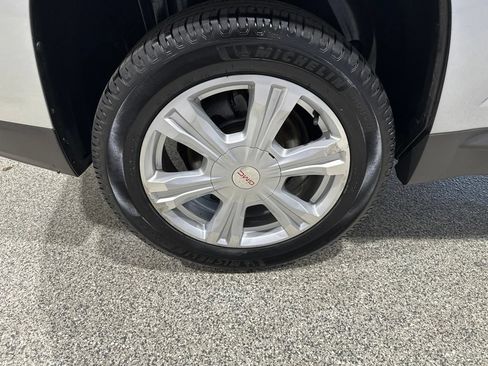 Used 2017 GMC Terrain SLE w/ Convenience Package AWD/4WD image 23