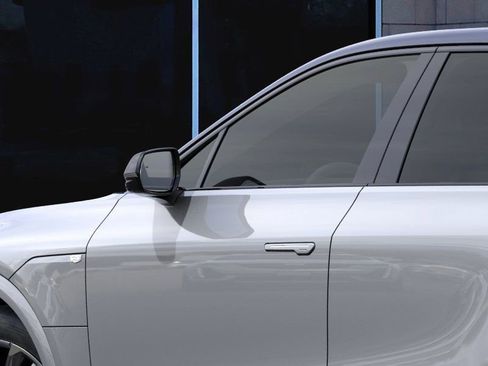 New 2026 Cadillac Lyriq V AWD/4WD image 12