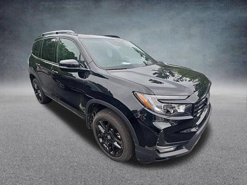 Used 2024 Honda Passport Black Edition image 8