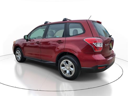 Used 2014 Subaru Forester 2.5i image 3