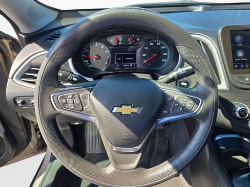 Used 2024 Chevrolet Malibu LT FWD image 13