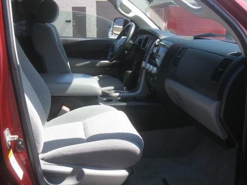 Used 2010 Toyota Tundra 4x4 Double Cab image 22