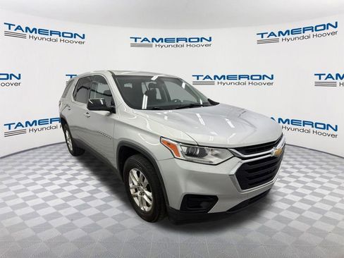 Used 2019 Chevrolet Traverse LS FWD image 7