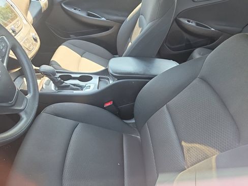 Used 2024 Chevrolet Malibu LS FWD image 9