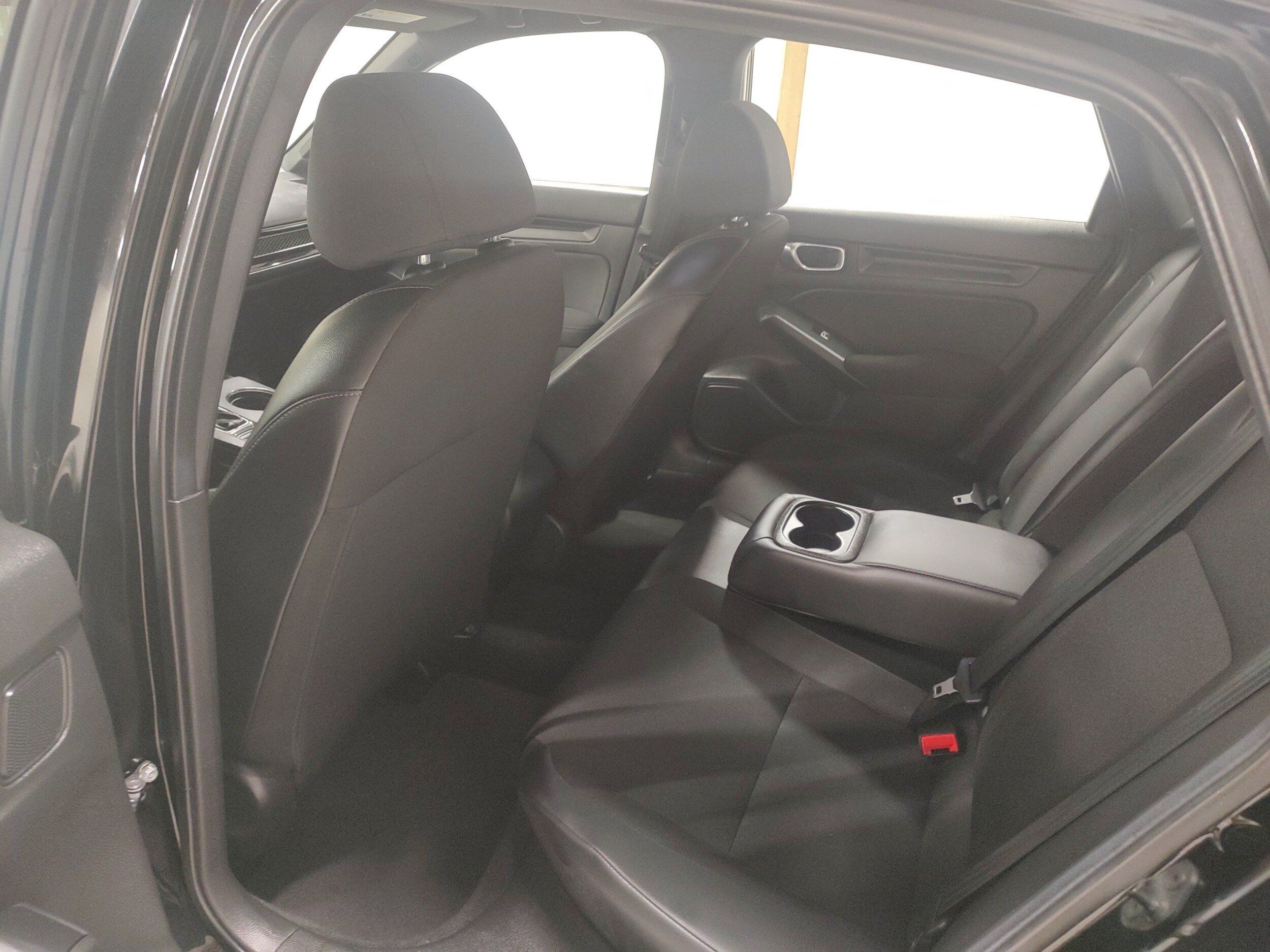 Used 2025 Honda Civic Sport image 11