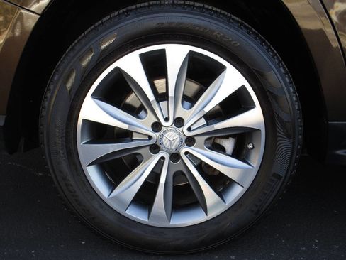 Used 2015 Mercedes-Benz GL 320 BlueTEC 4MATIC image 28