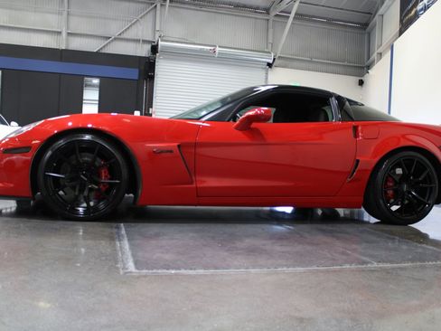 Used 2007 Chevrolet Corvette Z06 w/ Preferred Equipment Group image 6